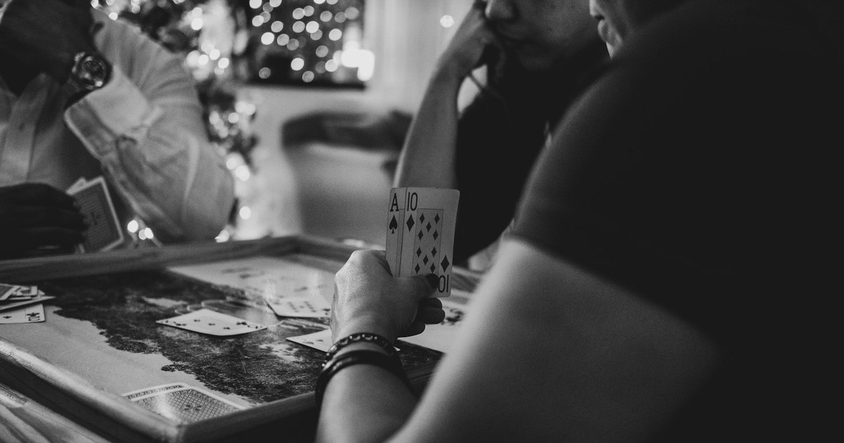 Legal Age to Play Poker in the Philippines: 21 for PAGCOR-Regulated Play